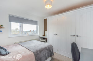 Photo 19- click for photo gallery